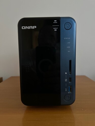 qnap 8